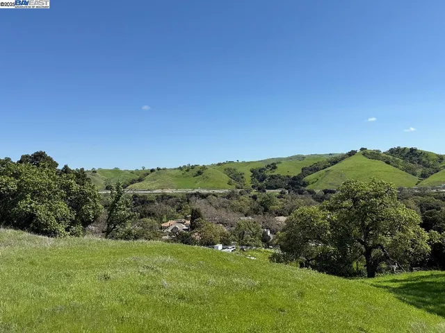 $2,000,000 | 8272 Sassafras Court, Pleasanton, CA 94566