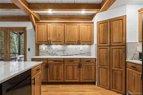 $1,600,000 | 23111 Shoshone Road, Indian Hills, CO 80454