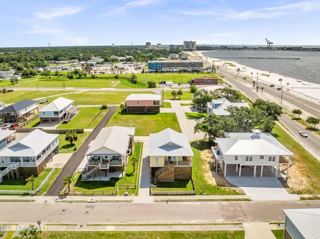 $489,000 | 430 Woodward Avenue, Gulfport, MS 39501