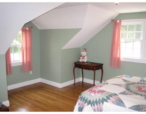 29 Pembrook Road North Andover, MA 01845 - Photo 8 of 11 Gallery Image 8