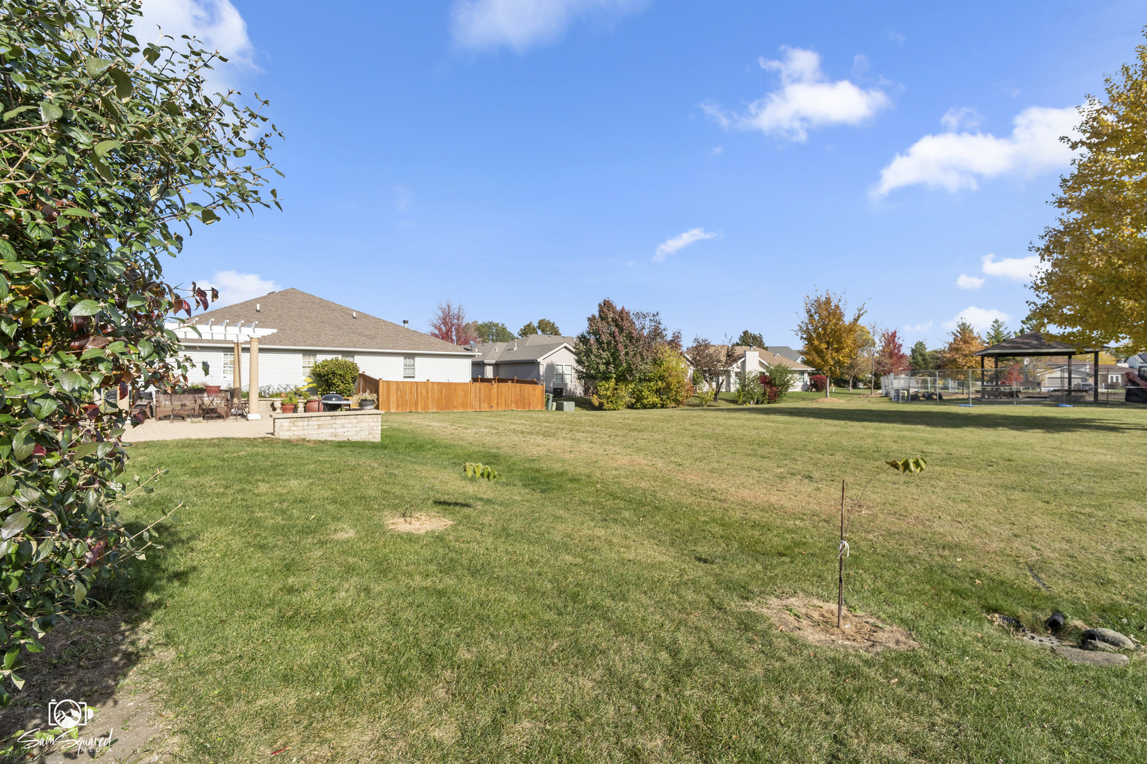 1431 Coral Bell Drive Joliet, IL 60435 - Photo 34 of 38 a view of outdoor space and yard