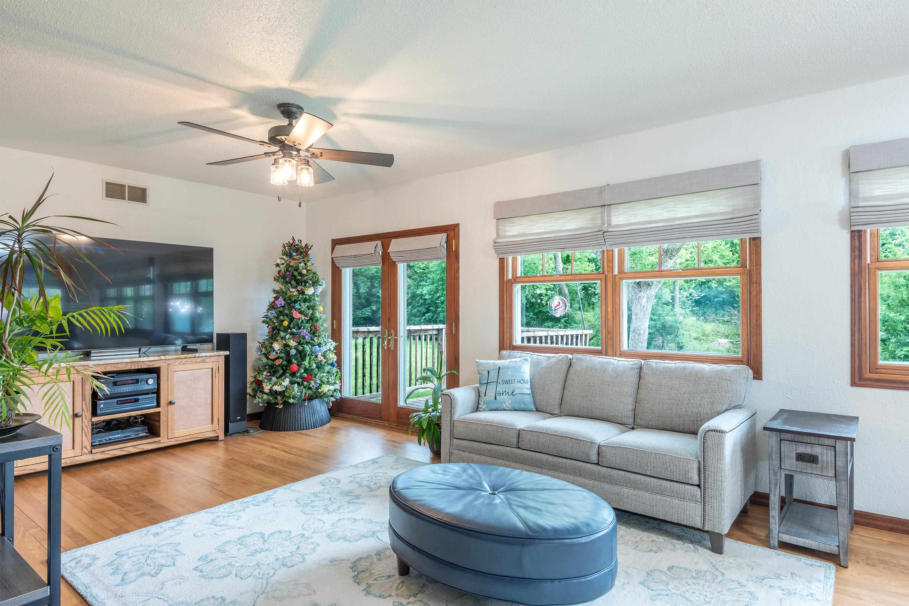 5086 Valley Heights Road Oshkosh, WI 54904 - Photo 16 of 86