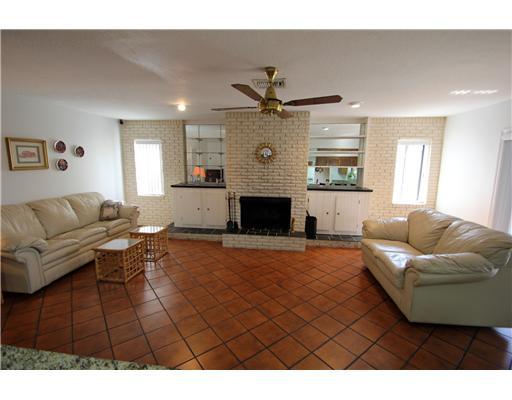 4066 Bay Laurel Way Boca Raton, FL 33487 - Photo 5 of 17 Additional Photo