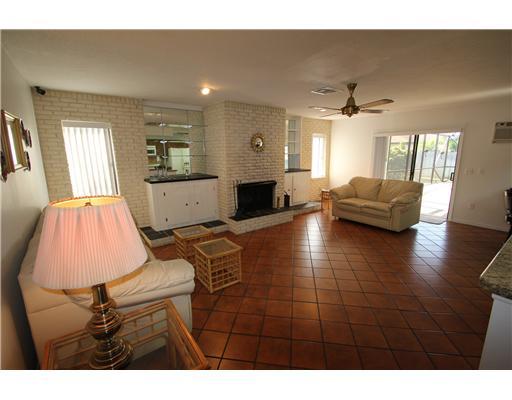 4066 Bay Laurel Way Boca Raton, FL 33487 - Photo 6 of 17 Additional Photo