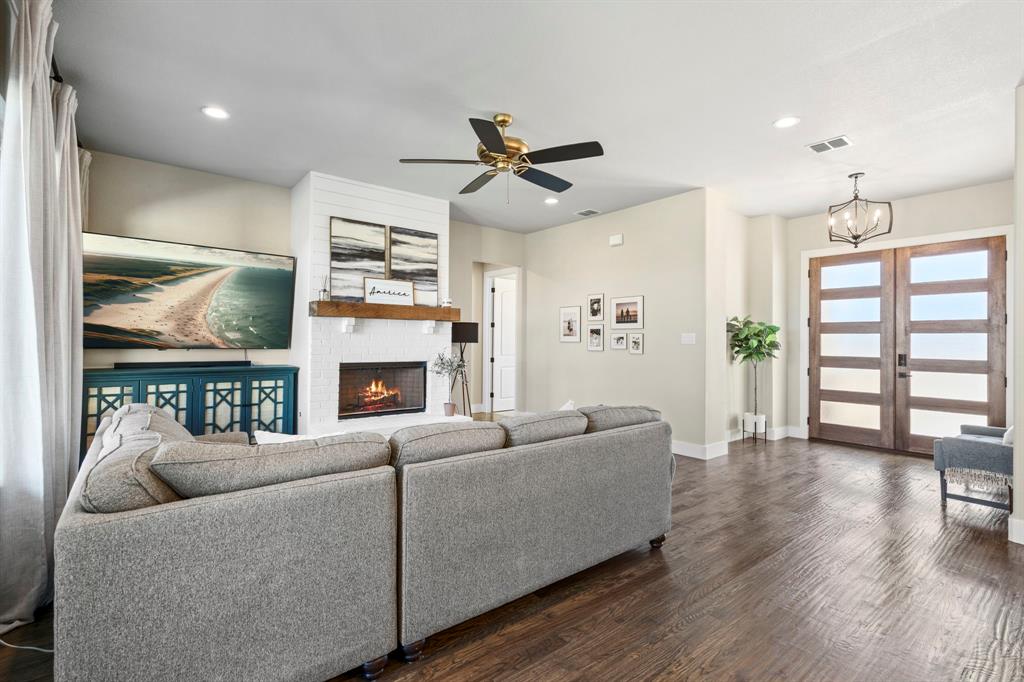 2110 Shady Grove Road Weatherford, TX 76088 - Photo 10 of 39