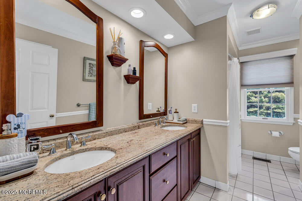 48 Rustic Way Freehold, NJ 07728 - Photo 33 of 50 33