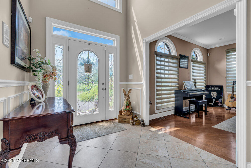 48 Rustic Way Freehold, NJ 07728 - Photo 5 of 50 5