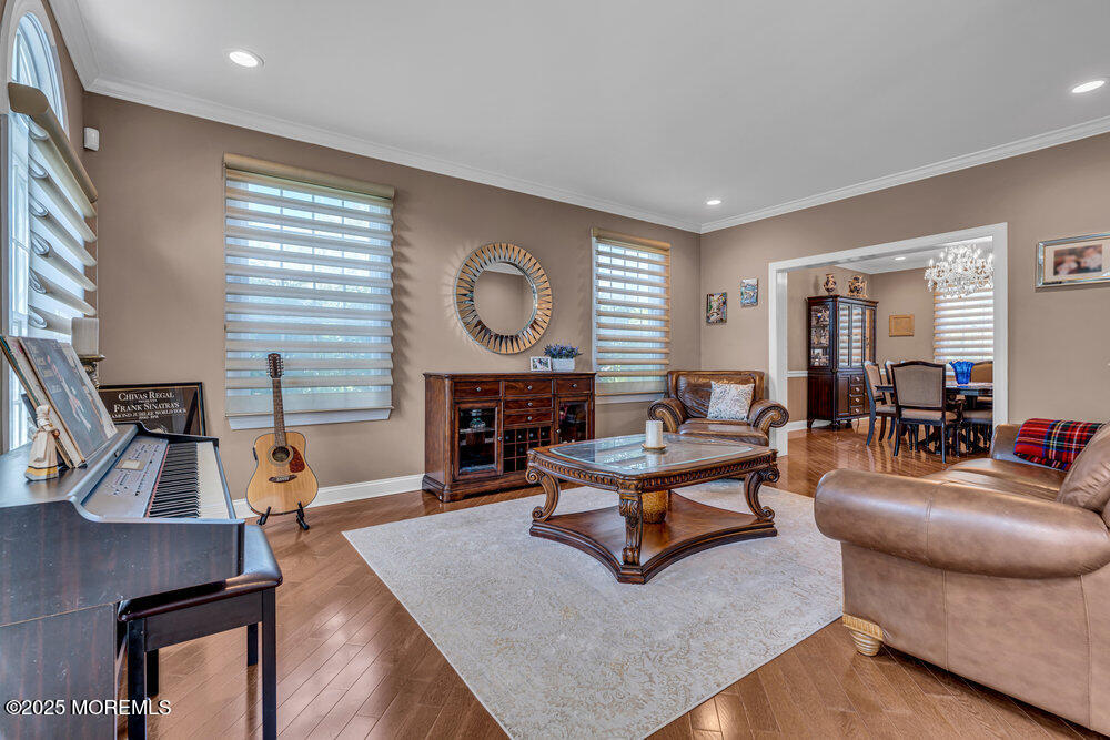 48 Rustic Way Freehold, NJ 07728 - Photo 6 of 50 6