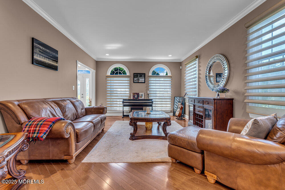 48 Rustic Way Freehold, NJ 07728 - Photo 7 of 50 7