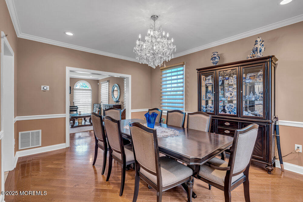 48 Rustic Way Freehold, NJ 07728 - Photo 9 of 50 9