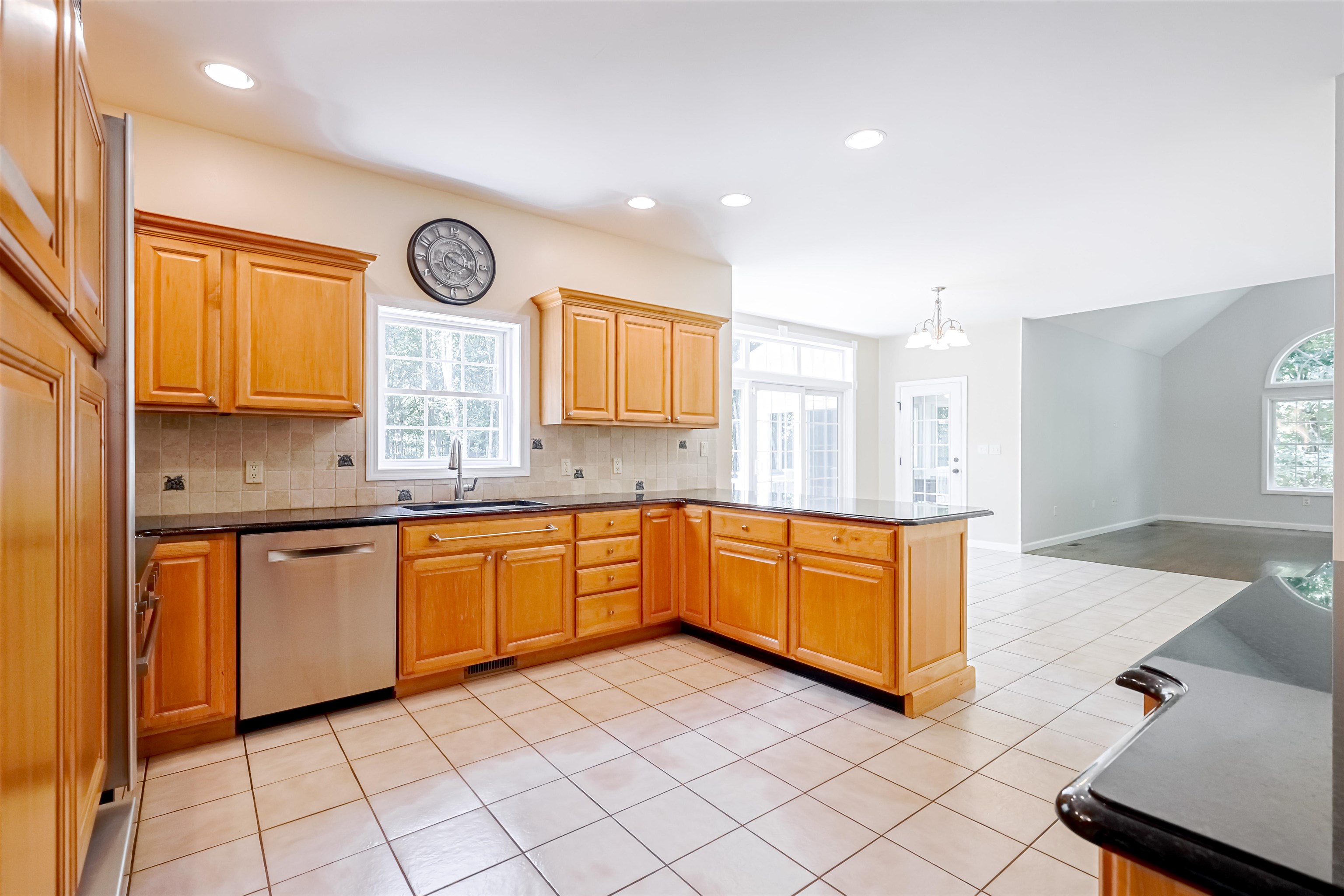 216 Kennedy Hill Road Goffstown, NH 03045 - Photo 8 of 52 Gallery Image 8