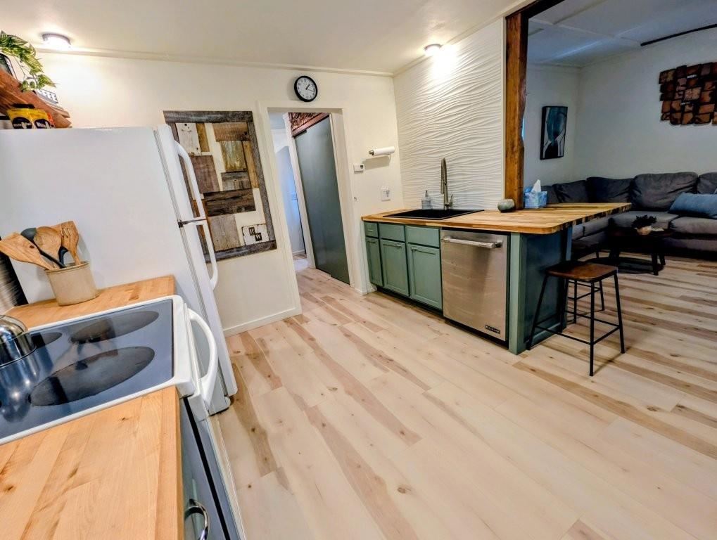 426 Bench Ferryville, WI 54628 - Photo 6 of 29