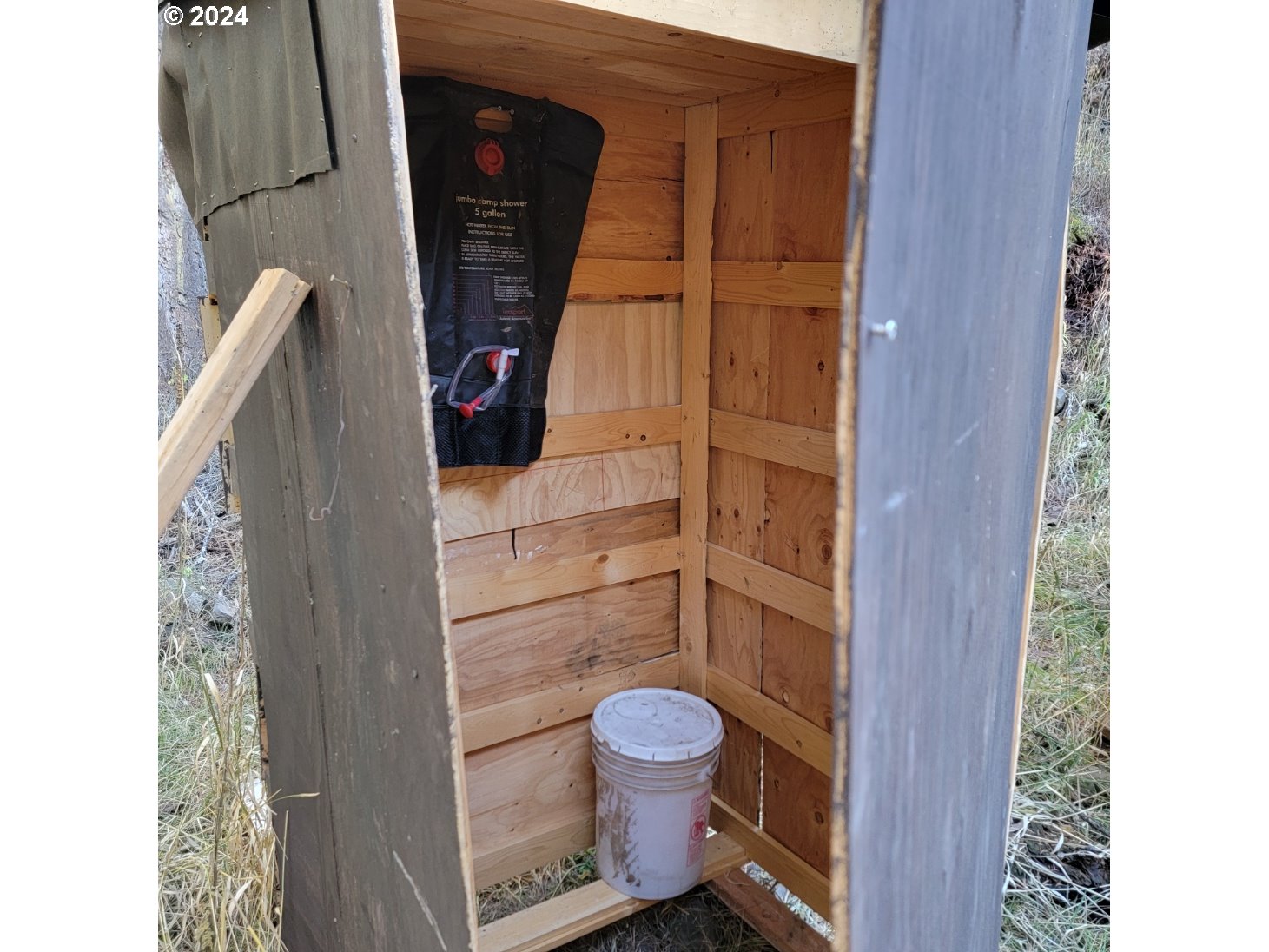 River Canyon Road, Unit TL 900 Imnaha, OR 97842 - Photo 6 of 10 a bathroom with a toilet and a shower