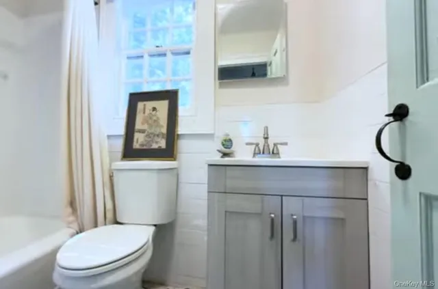 $968,888 | 24 Hawkins Road, Stony Brook, NY 11790