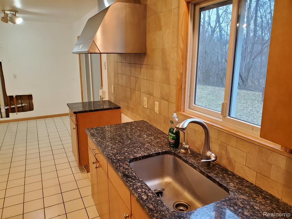 26289 Power Road Farmington Hills, MI 48334 - Photo 33 of 63