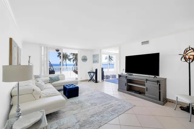 $5,000 | 1051 Hillsboro Mile, Unit 206E, Hillsboro Beach, FL 33062