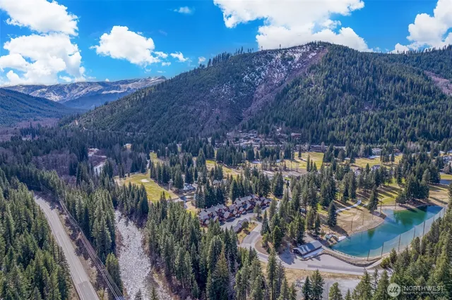 $379,000 | 20701 Club House Drive, Unit 109, Leavenworth, WA 98826