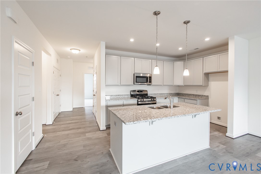5404 Raysdale Road, Unit 201 Glen Allen, VA 23059 - Photo 7 of 38