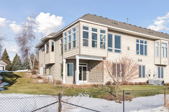 $925,000 | 10046 Indigo Drive, Eden Prairie, MN 55347