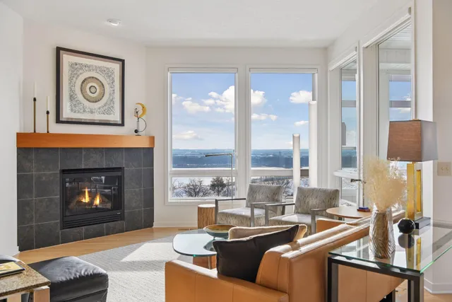 $925,000 | 10046 Indigo Drive, Eden Prairie, MN 55347