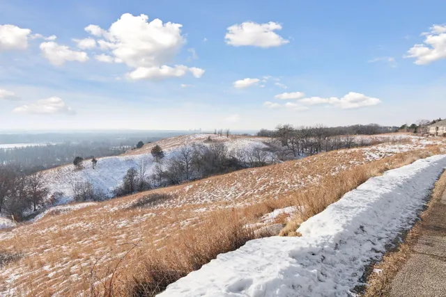 $925,000 | 10046 Indigo Drive, Eden Prairie, MN 55347