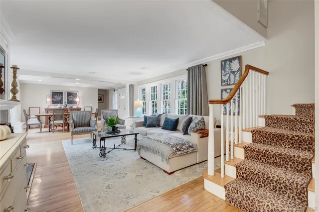 $975,000 | 14 Highwood Road, Setauket, NY 11733