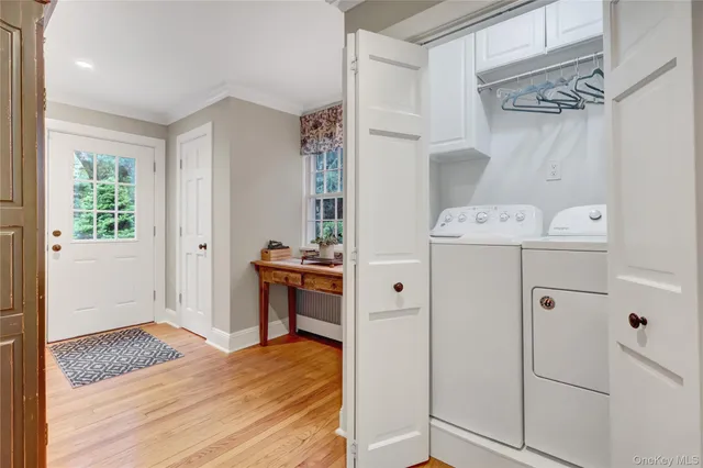 $975,000 | 14 Highwood Road, Setauket, NY 11733