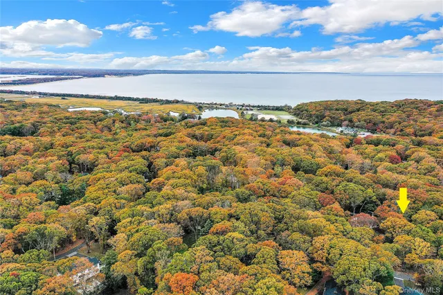 $975,000 | 14 Highwood Road, Setauket, NY 11733