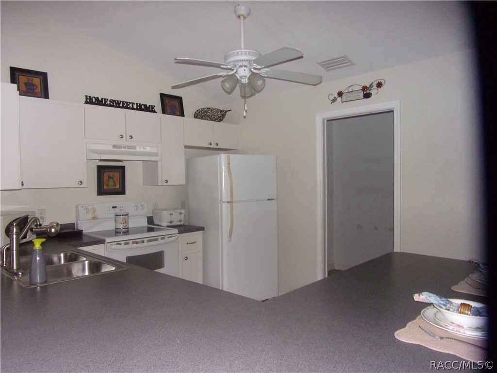 2007 Colonade Street Inverness, FL 34453 - Photo 9 of 26