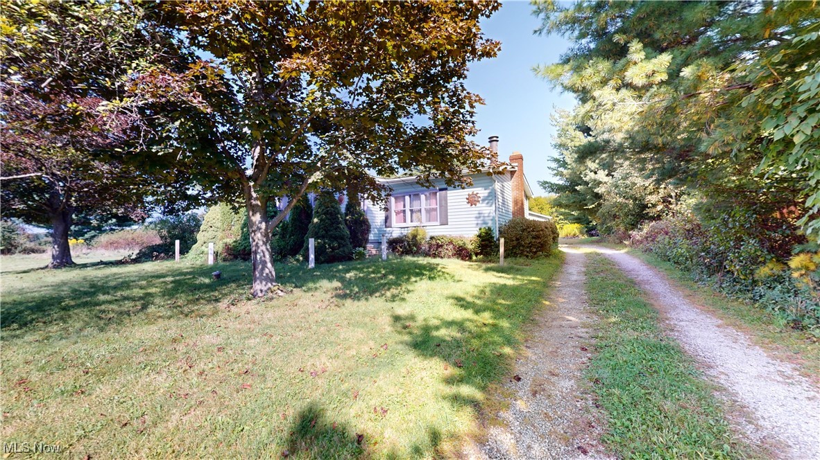 10918 Claridon Troy Road Chardon, OH 44024 - Photo 2 of 41