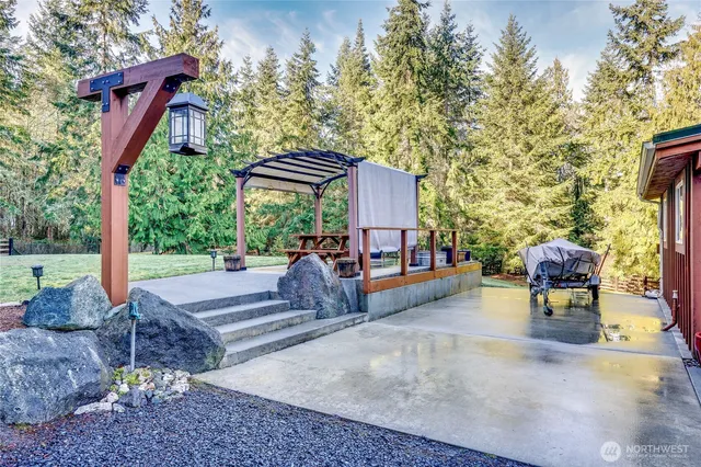 $495,000 | 51 Landgrove Lane, Sequim, WA 98382