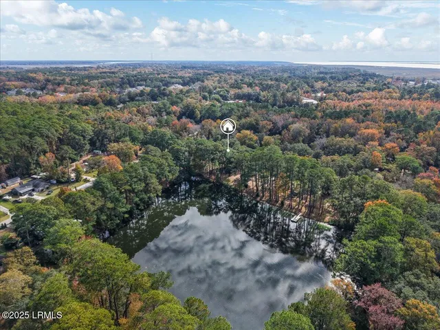 $530,000 | 31 Chesterfield Lake Drive, Beaufort, SC 29906