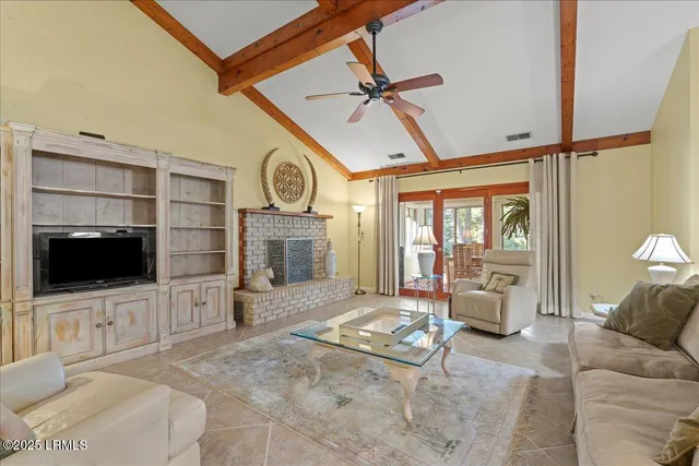 $530,000 | 31 Chesterfield Lake Drive, Beaufort, SC 29906