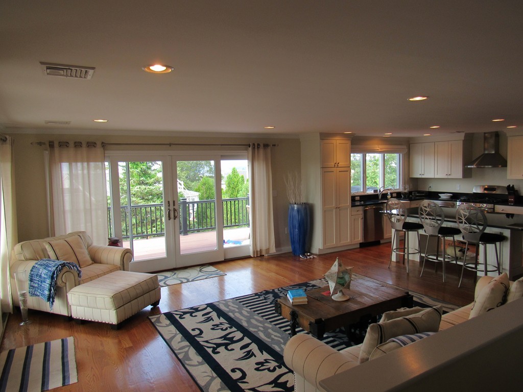 10 Waterman Road Gloucester, MA 01930 - Photo 3 of 24 Gallery Image 3