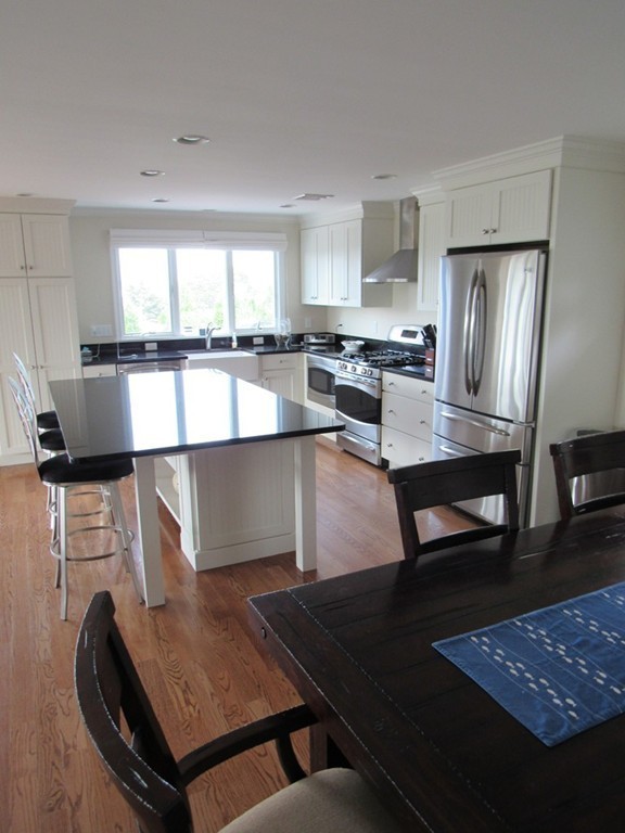 10 Waterman Road Gloucester, MA 01930 - Photo 8 of 24 Gallery Image 8