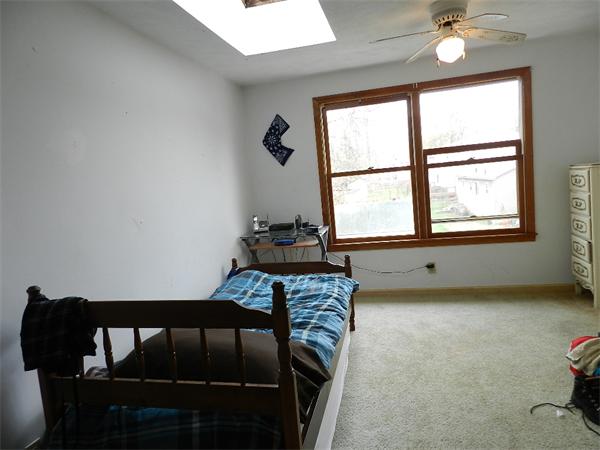 17 Clough Street Springfield, MA 01118 - Photo 17 of 27