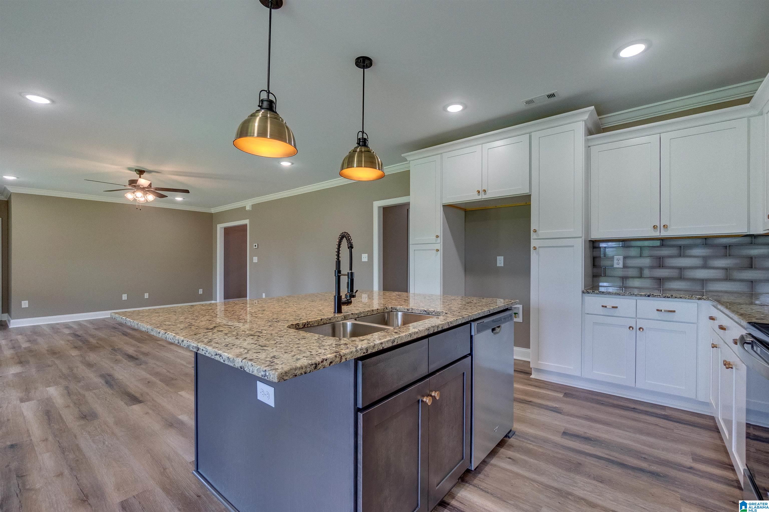 135 Crest Loop Road Clanton, AL 35045 - Photo 19 of 48 Gallery Image 19