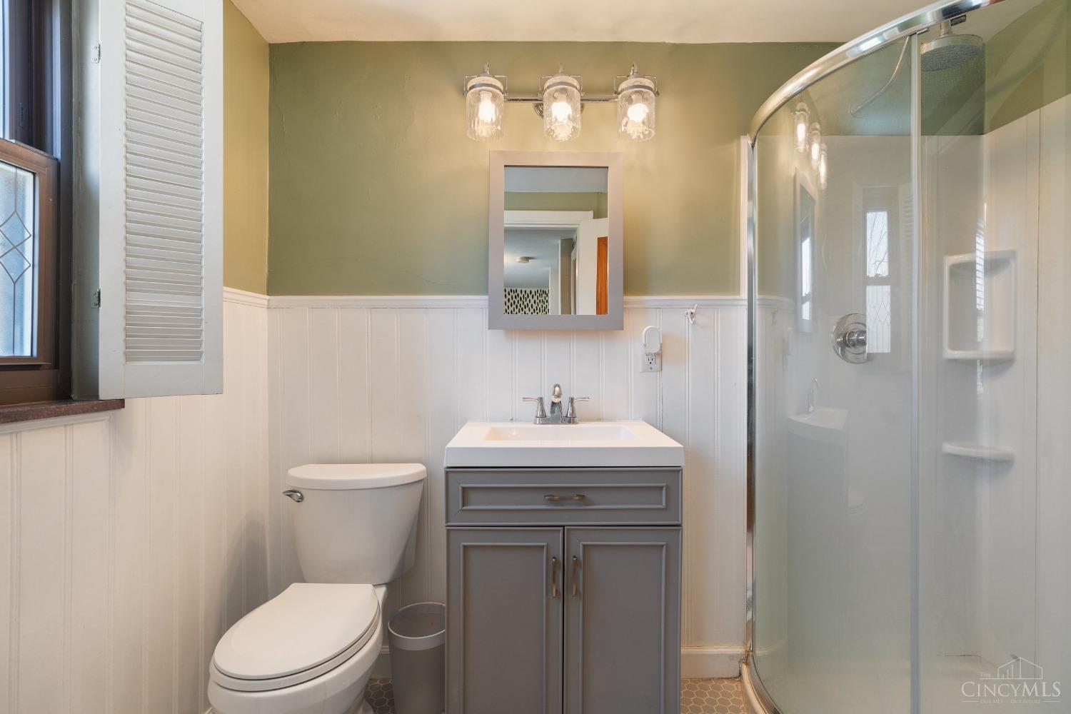 1247 Sutton Road Cincinnati, OH 45230 - Photo 31 of 43