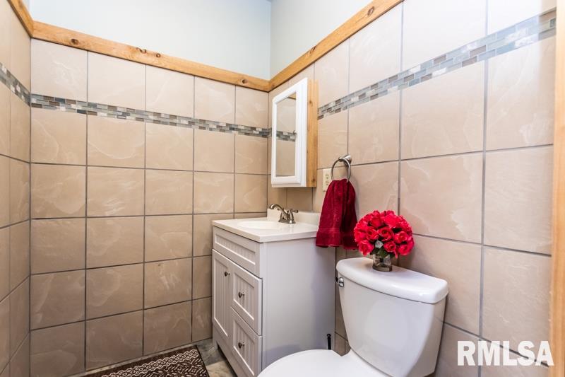 8203 South Hidden Point Road Glasford, IL 61533 - Photo 39 of 50