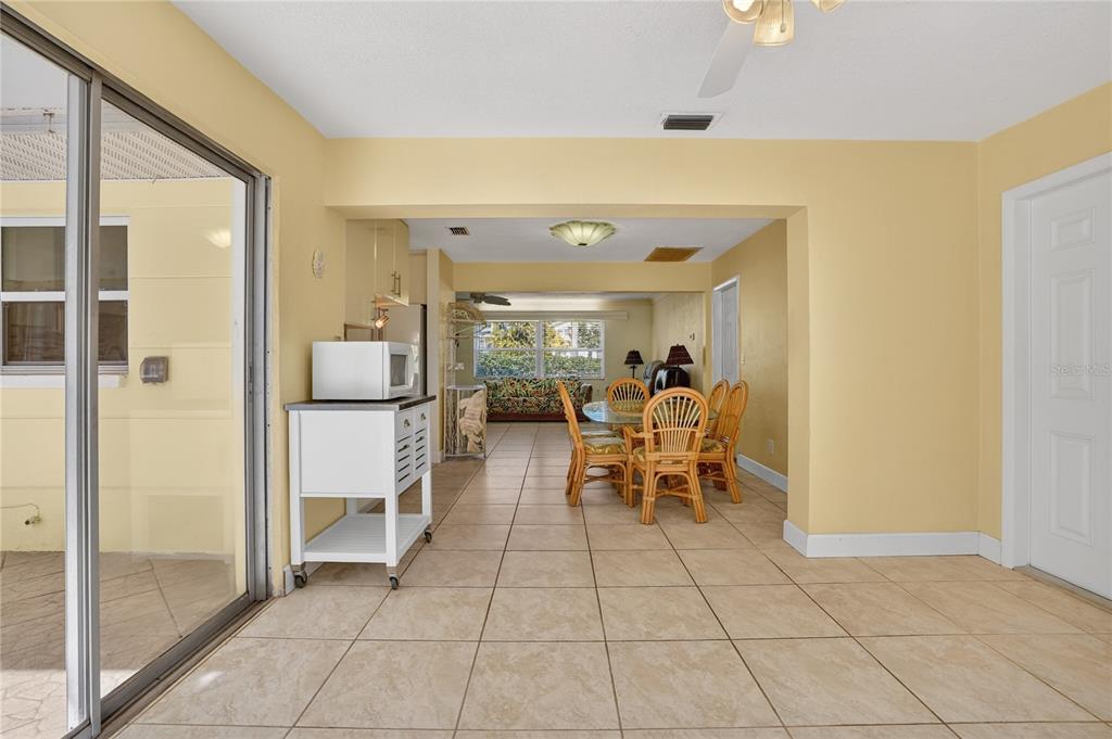 2962 8th Avenue Southwest Largo, FL 33770 - Photo 13 of 39