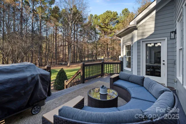 $1,300,000 | 161 East Cold Hollow Farms Drive, Mooresville, NC 28117