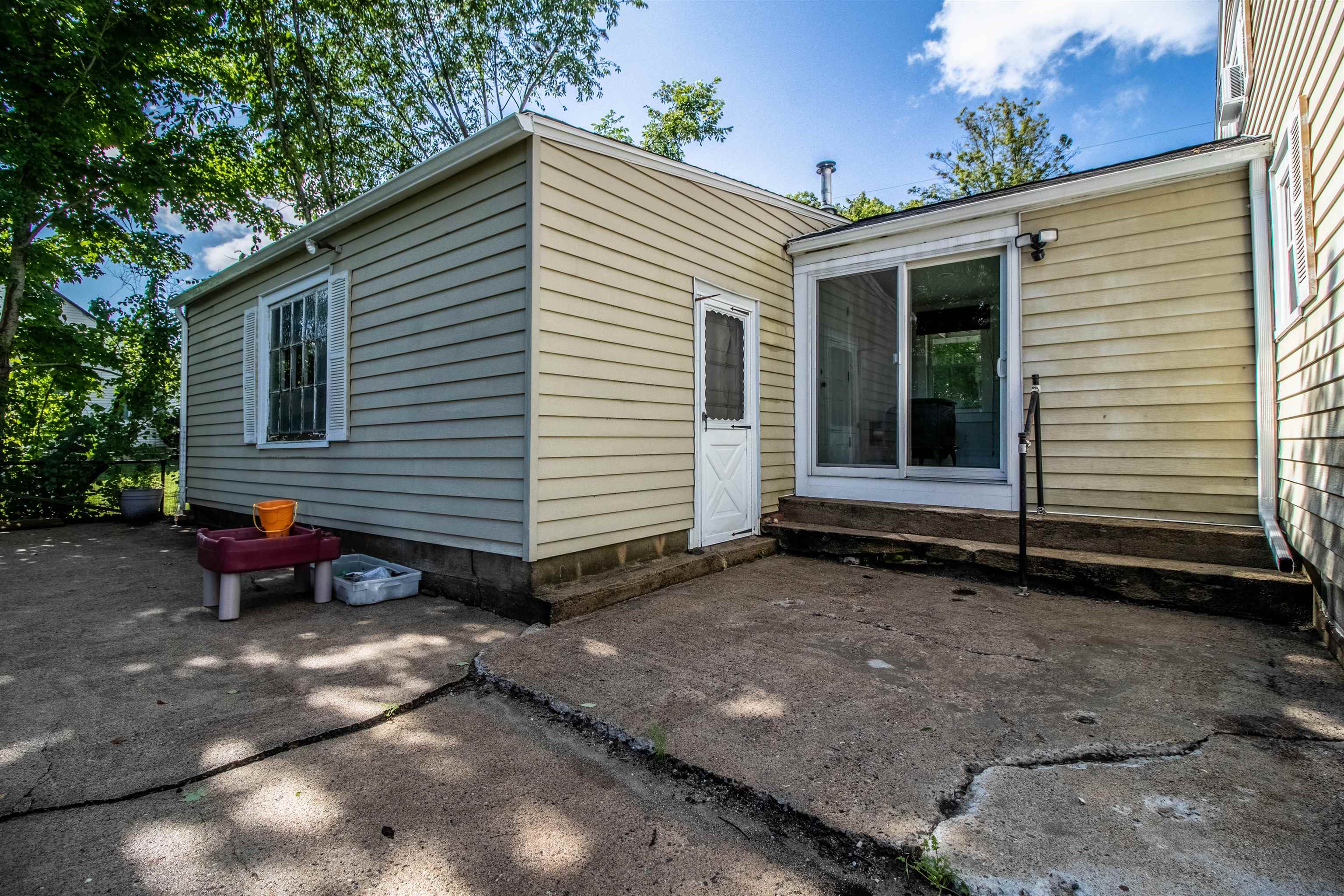 564 Salmon Falls Road Rochester, NH 03868 - Photo 29 of 39