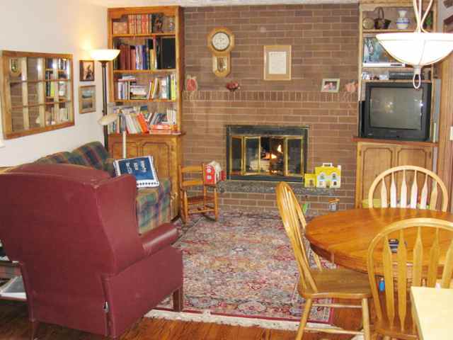 10825 South Freya Road Spokane, WA 99223 - Photo 3 of 9 Gallery Image 3