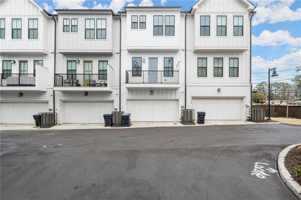 146 Chestnut Circle Atlanta, GA 30342 - Photo 30 of 32