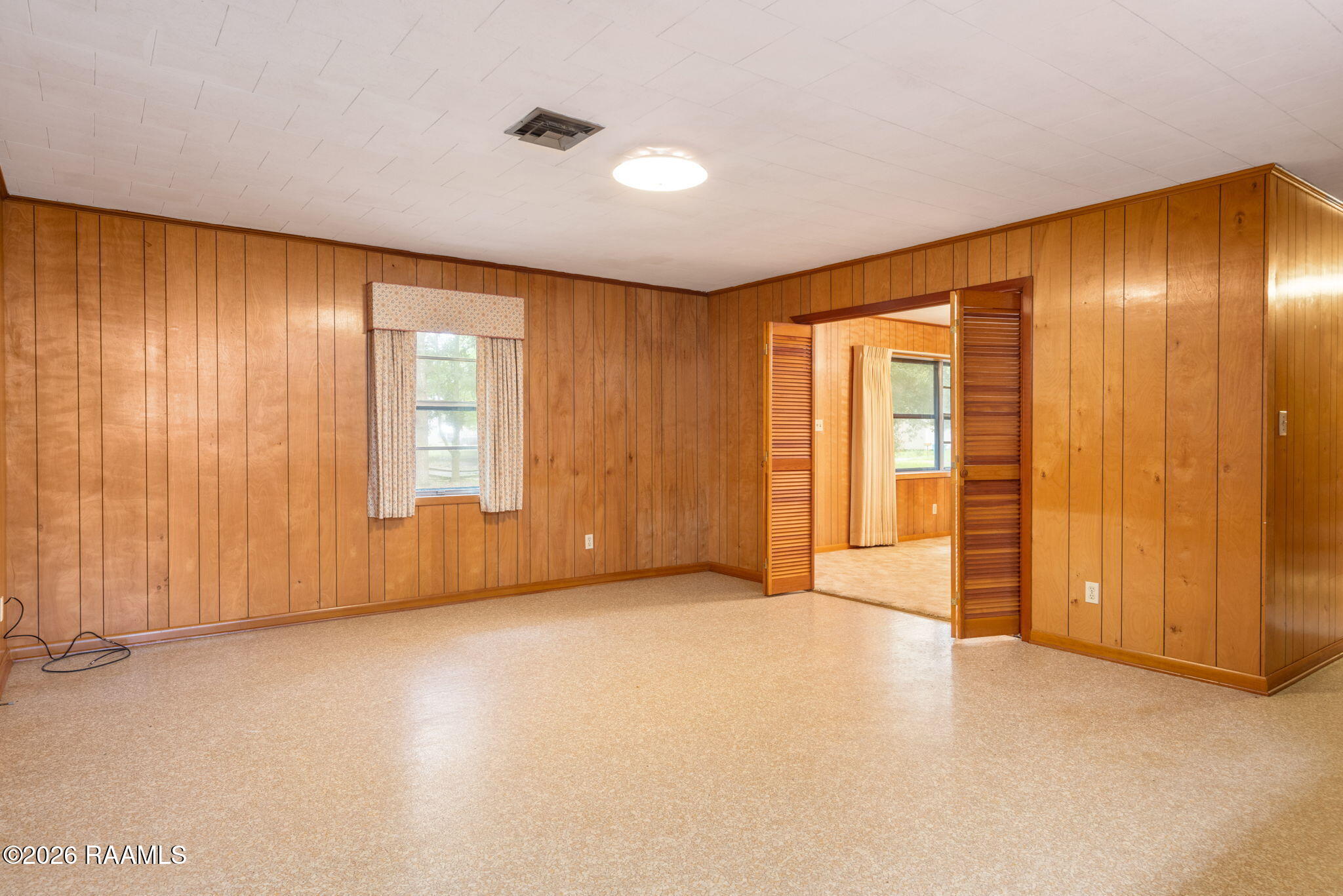 2403 West Schambers Basile, LA 70515 - Photo 21 of 27 Living Room