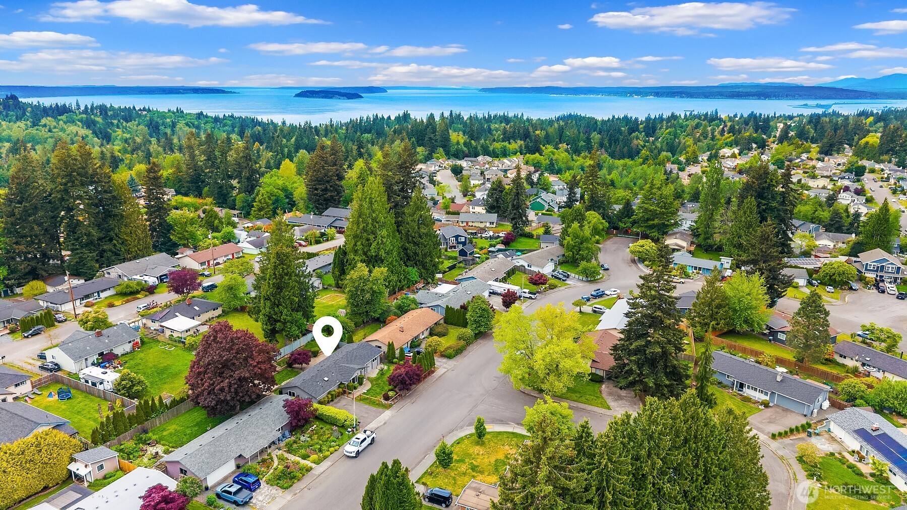 6208 Sycamore Place Everett, WA 98203 - Photo 3 of 30