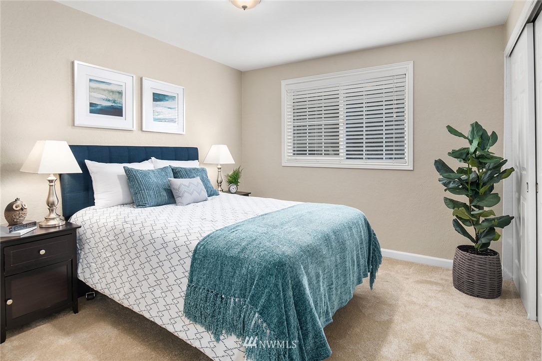 10028 Northeast 204th Street Bothell, WA 98011 - Photo 15 of 27 Gallery Image 15
