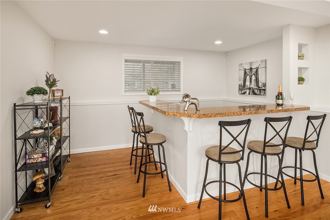 10028 Northeast 204th Street Bothell, WA 98011 - Photo 19 of 27 Gallery Image 19