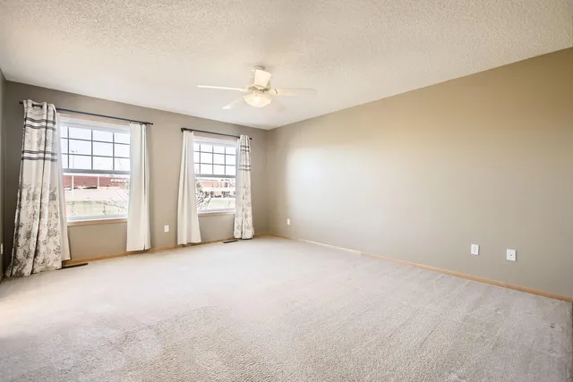 $2,699 | 11322 Stratton Avenue, Unit 93, Eden Prairie, MN 55344