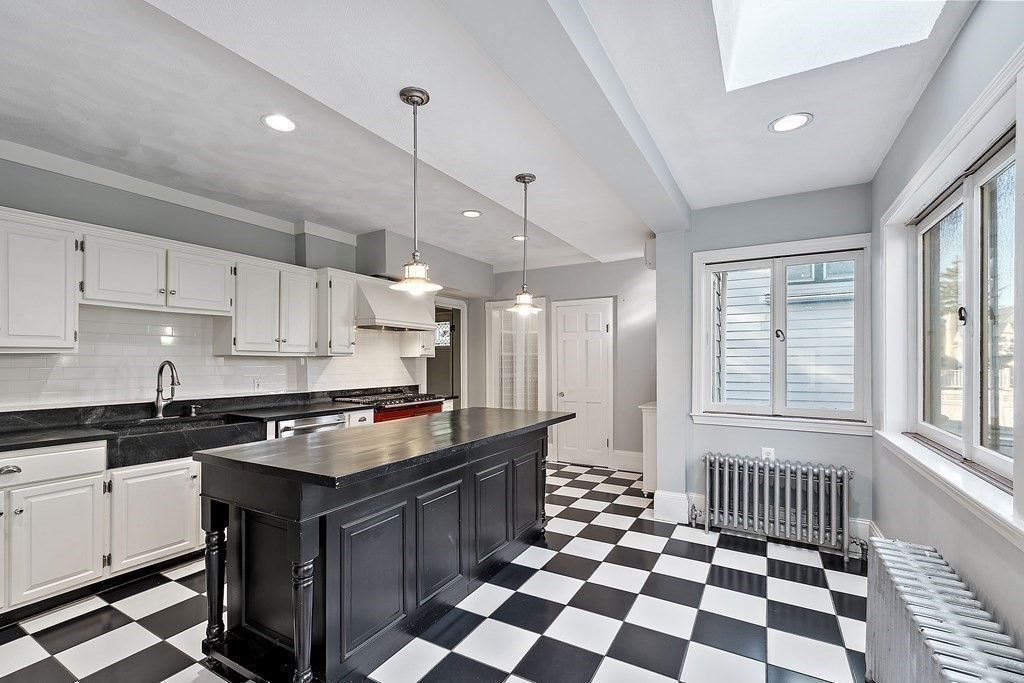 62 Farragut Road Swampscott, MA 01907 - Photo 8 of 24 Gallery Image 8